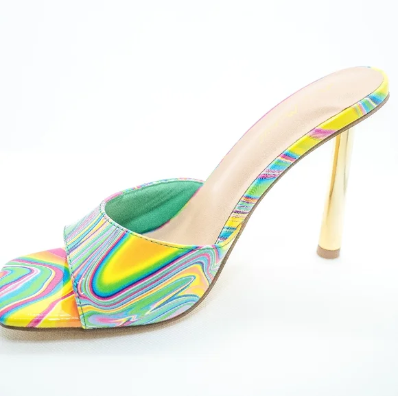 Multi-color Shoe - Picture 1 of 6